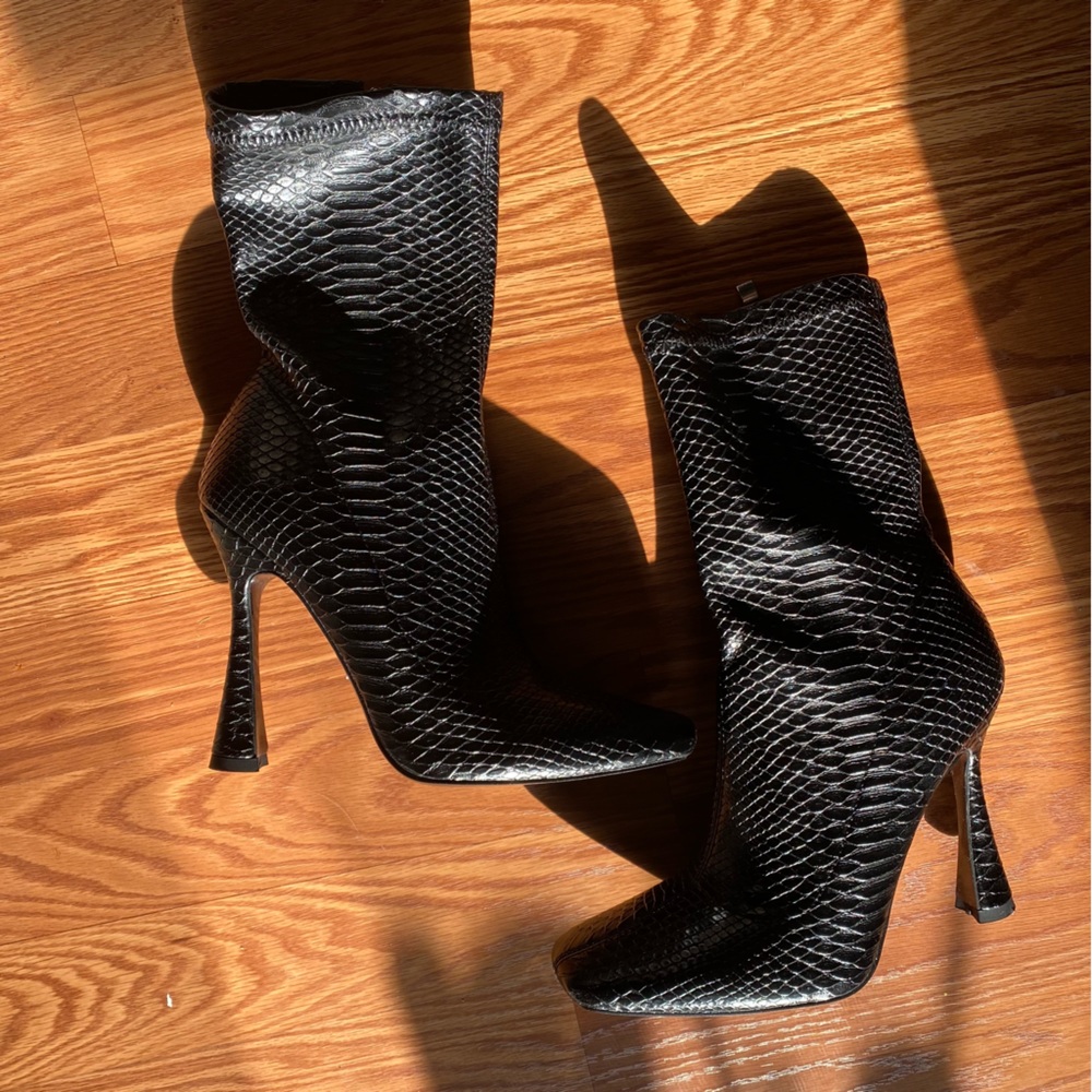 Never Worn AKIRA Faux Snake print boot